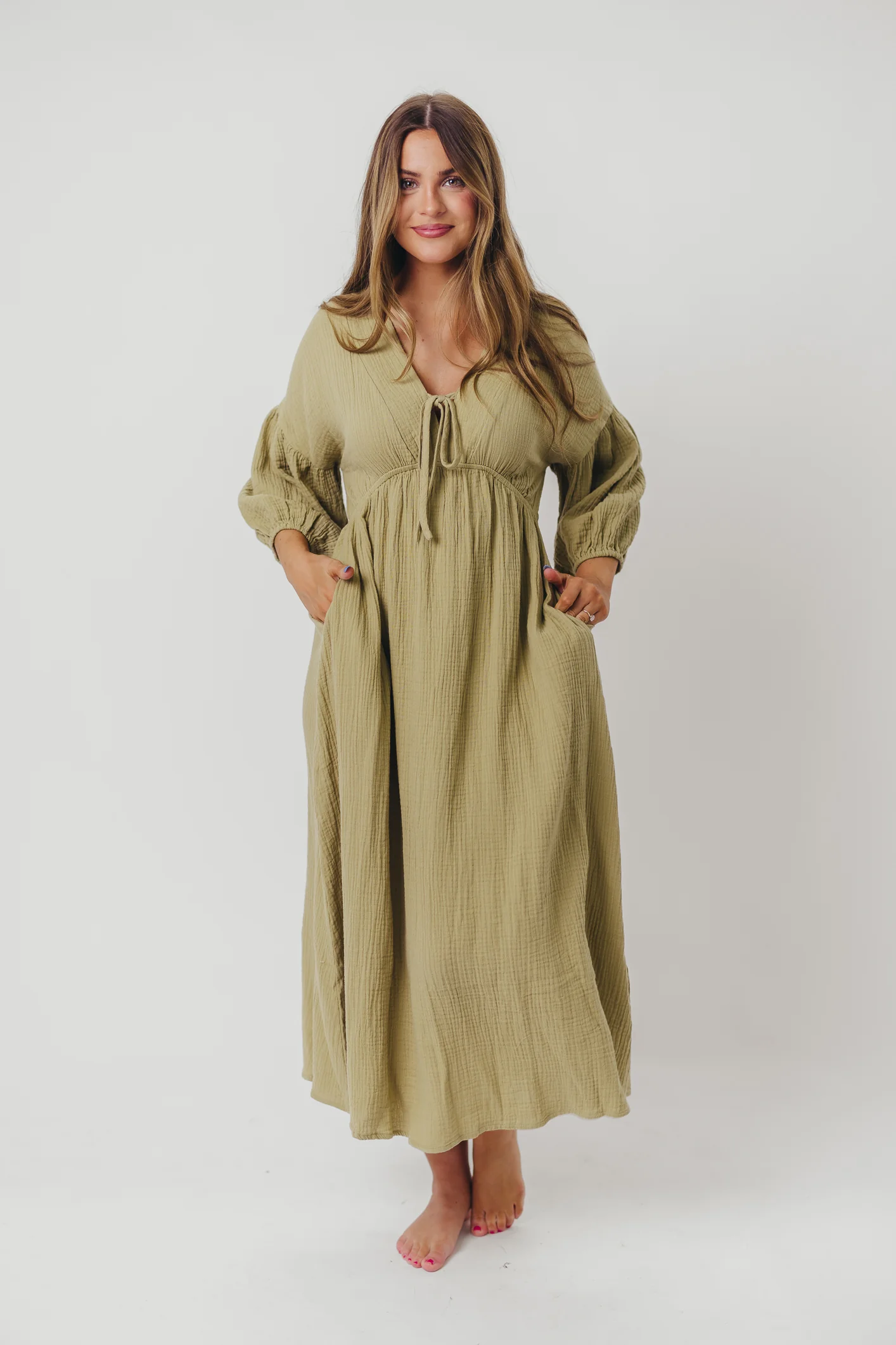 Hunter 100% Cotton Gauze Midi Dress in Thyme - Bump Friendly and Inclusive Sizing - Iieemm