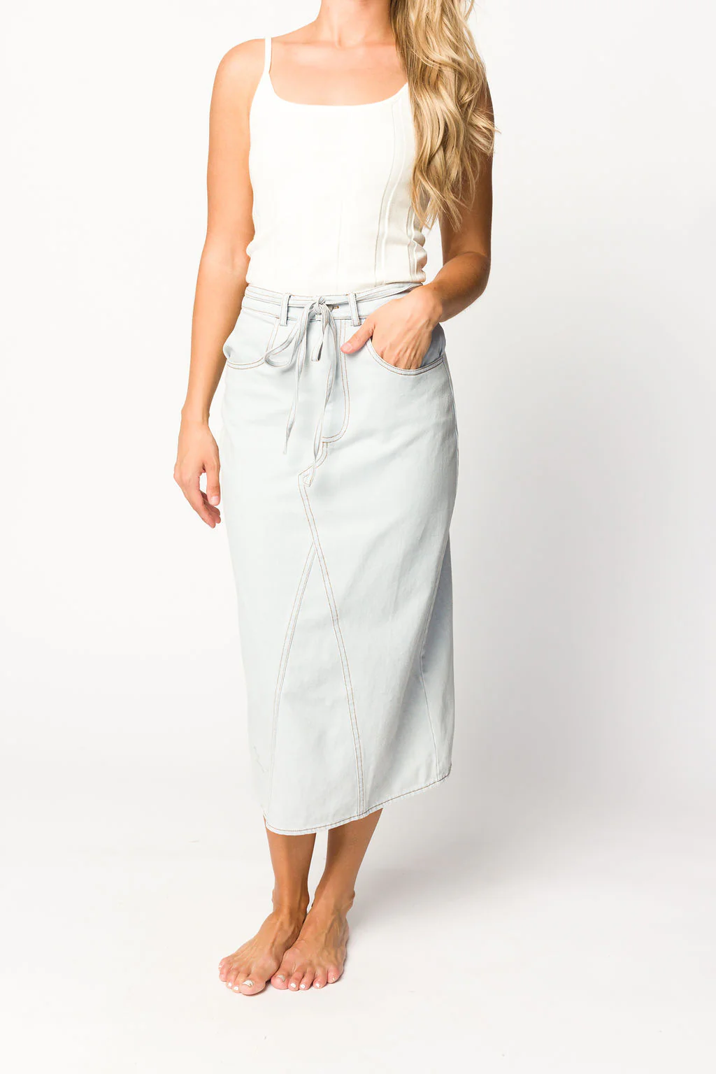 Ellie Light Washed Denim Midi Skirt in Light Denim - Iieemm
