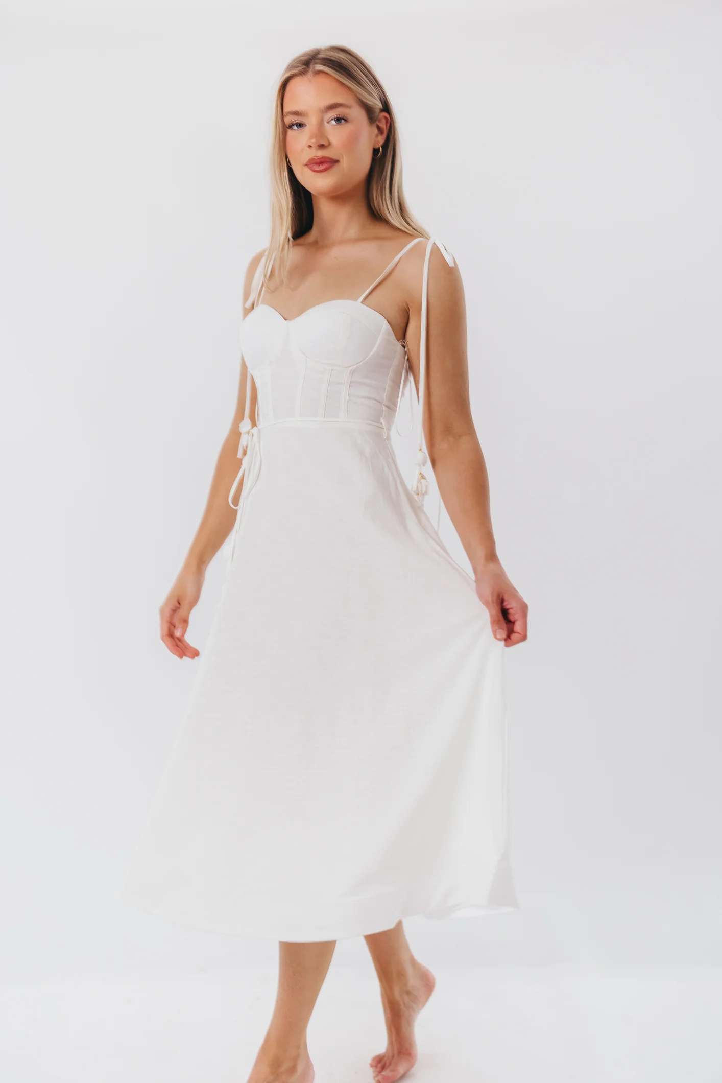 Norma Jean Bustier-Style Midi Dress in White - Iieemm