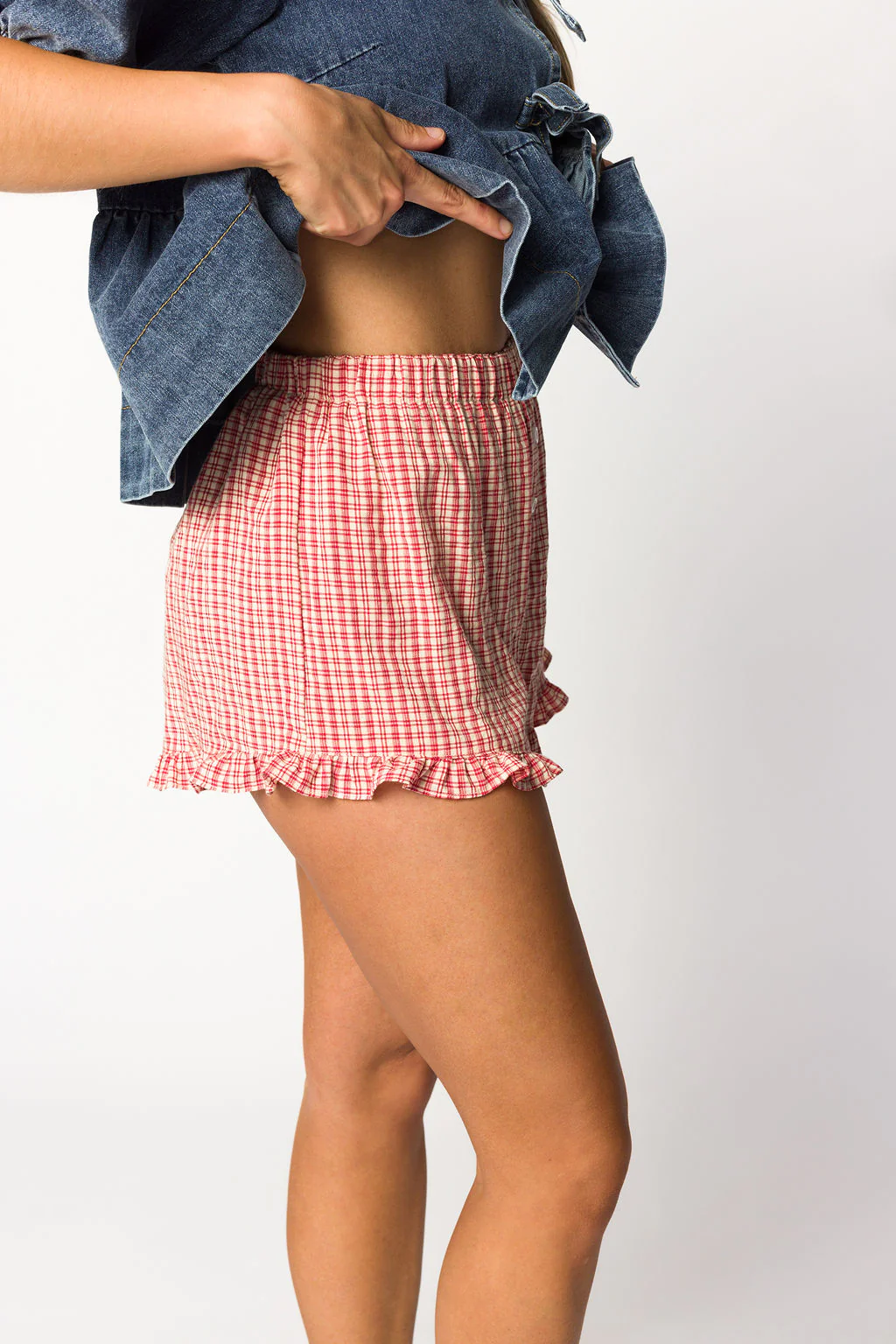 Georgia Gingham Ruffle Hem Shorts in Cherry Field - Iieemm