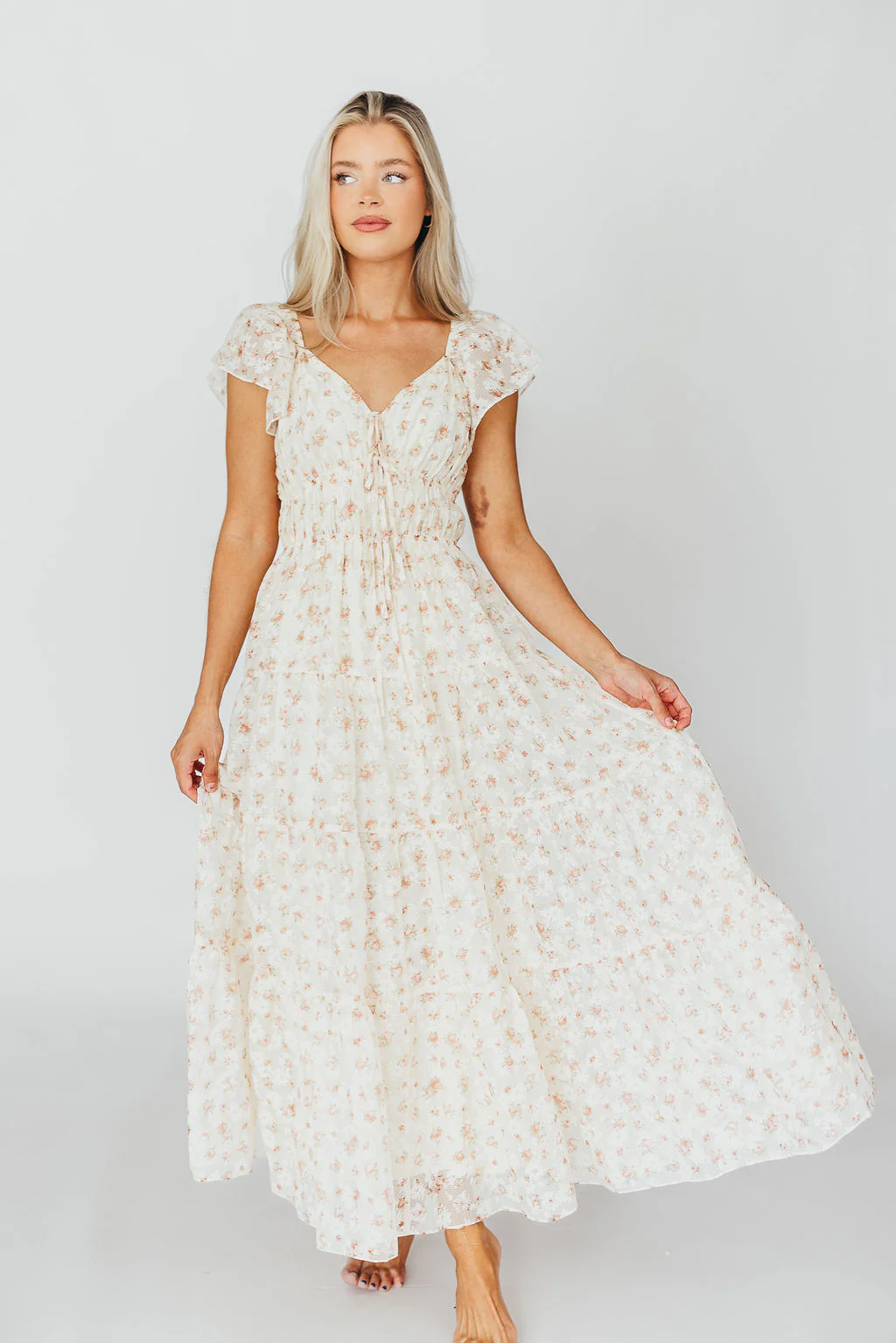Charming Floral & Gingham Ruffled Maxi Dress in Cream/Peach Floral - Iieemm