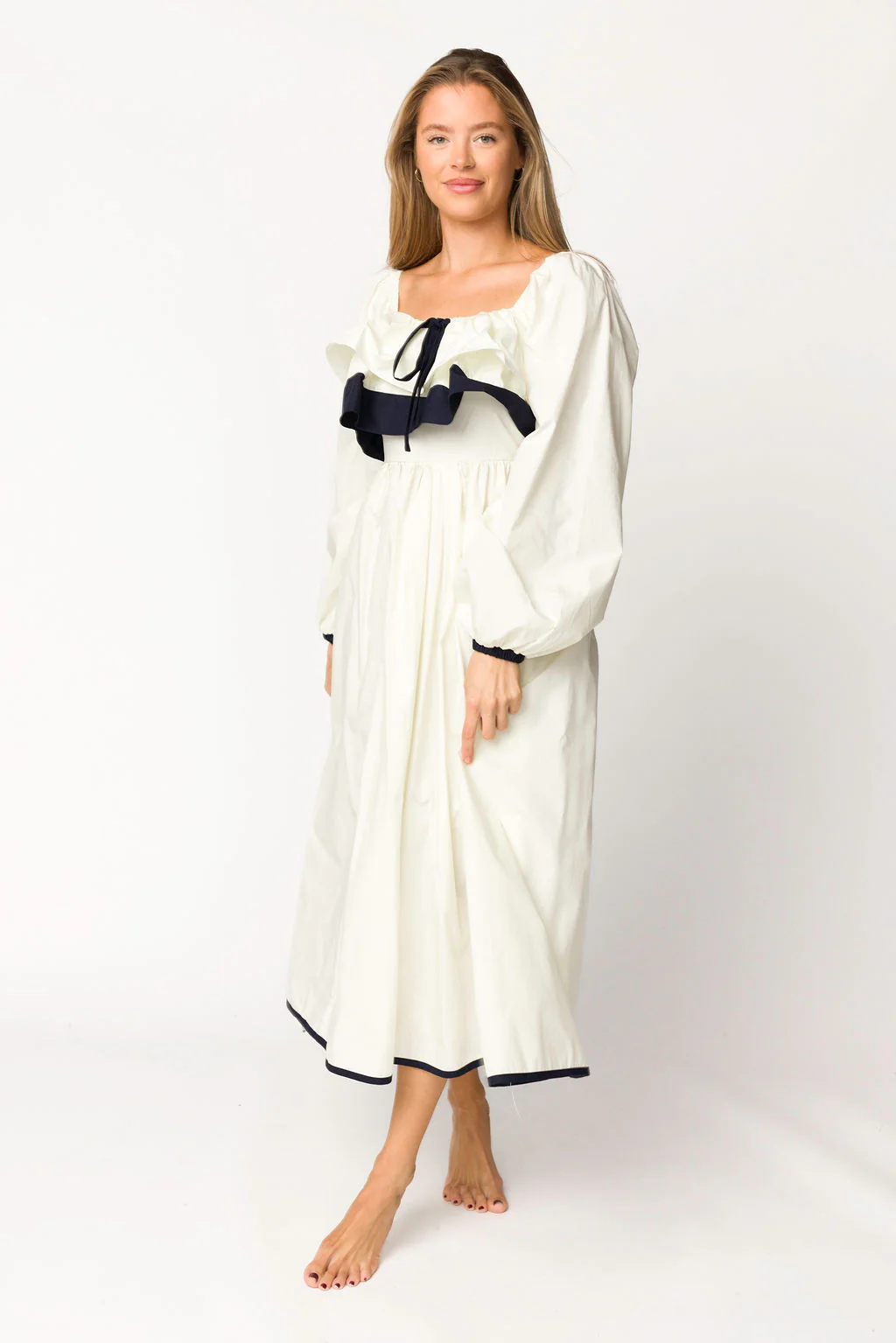 Megan Ruffle Long Sleeve Midi Dress in Cream/Navy - Iieemm